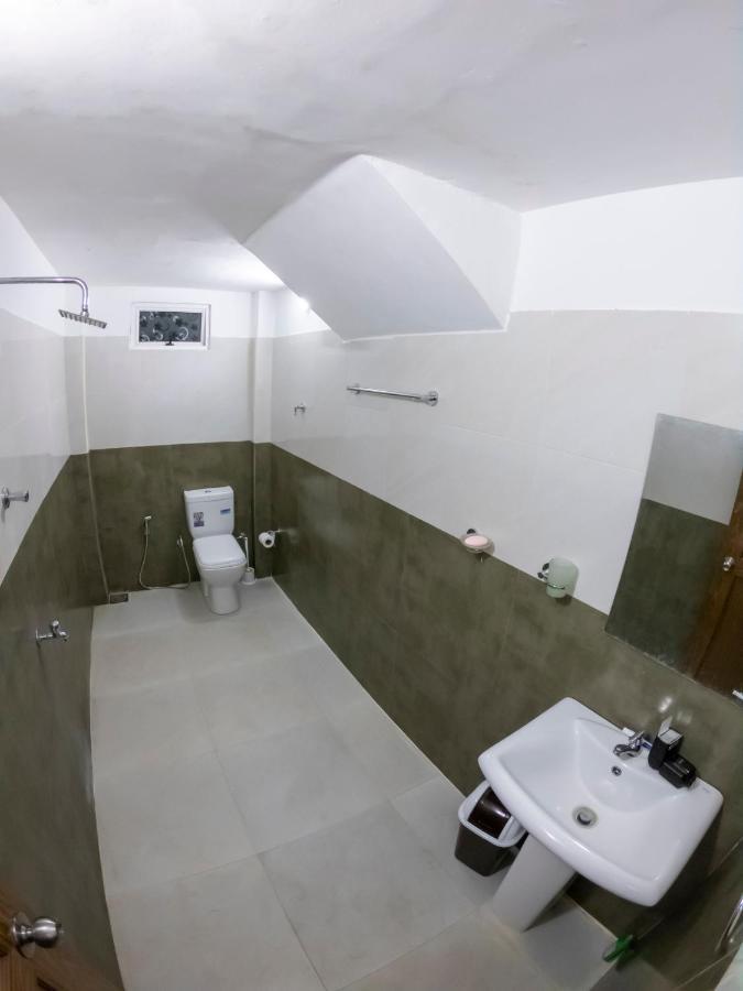 Pinnawala Elephant Front View Hotel Rambukkana Dış mekan fotoğraf